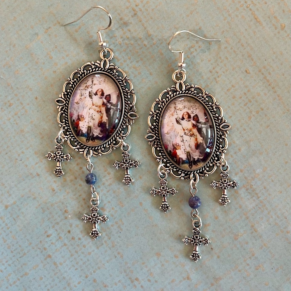 Joan of Arc Vintage Style Earrings Art Cameo Earrings - Picture 14 of 17